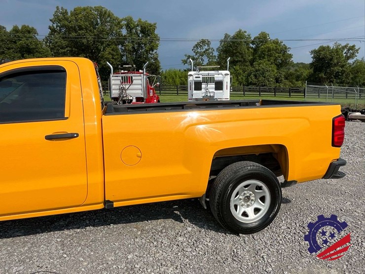2017-chevrolet-silverado-1500-image-17