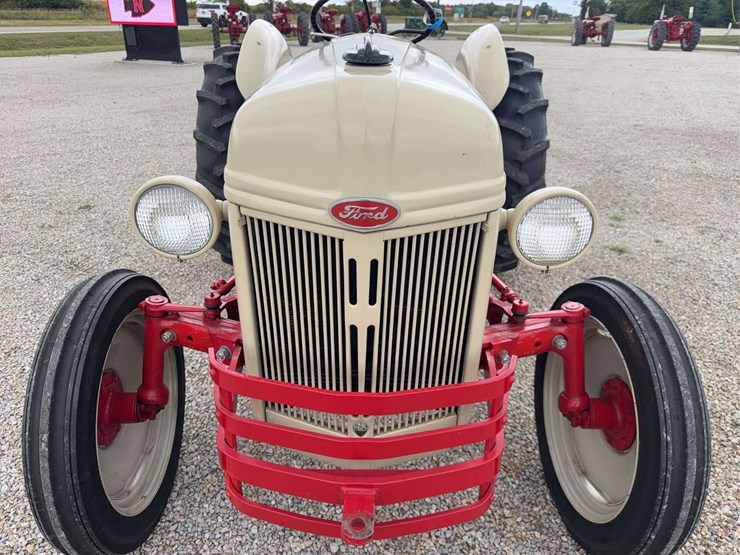 ford-8n-image-9