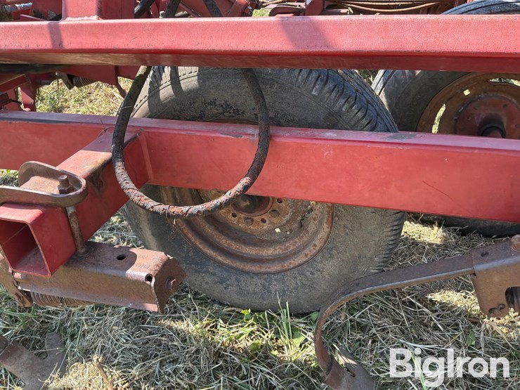 case-ih-4800-image-18