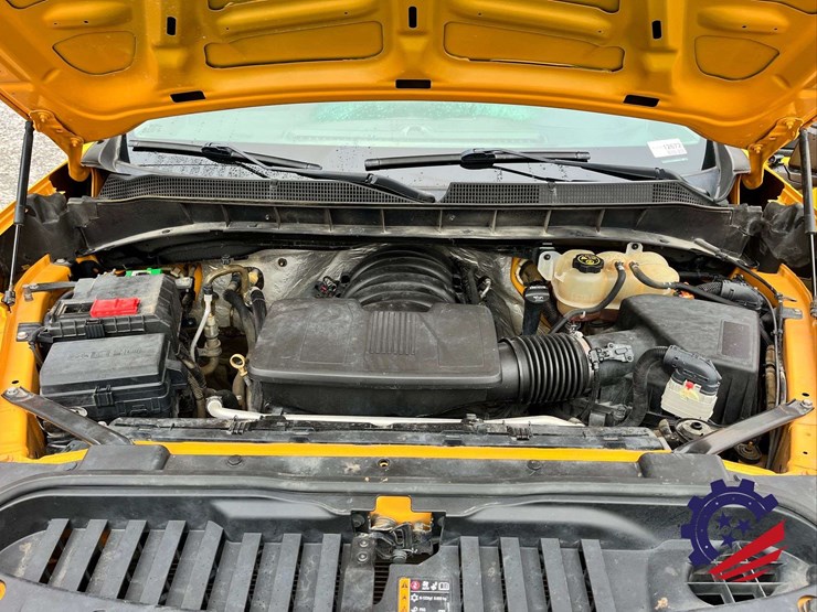 2019-chevrolet-silverado-4wd-pickup-truck-image-34