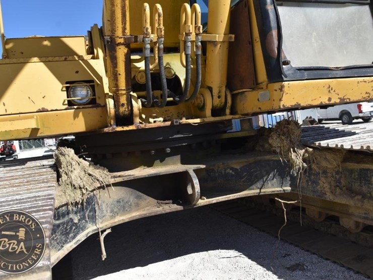 1990-caterpillar-el200b-image-44