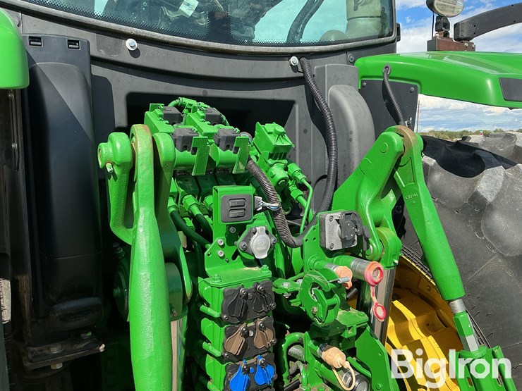 2017-john-deere-6175r-image-16