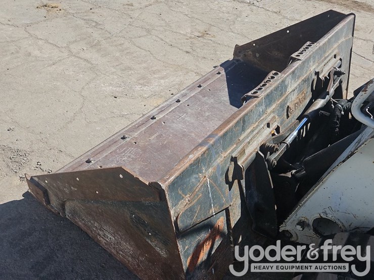 2019-bobcat-t590-image-28