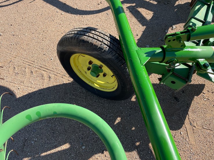 john-deere-702-image-6