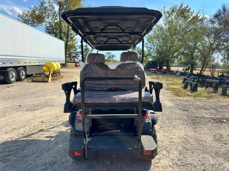 new-6-seater-electric-golf-cart-image-3