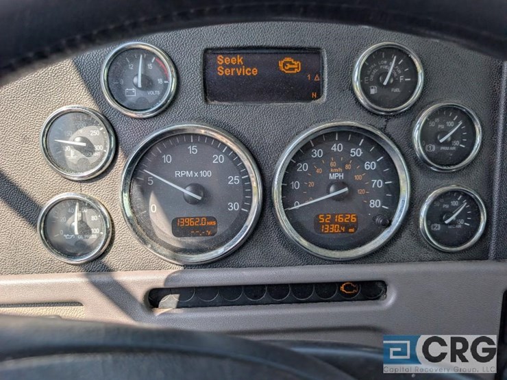 2014-peterbilt-386-image-21