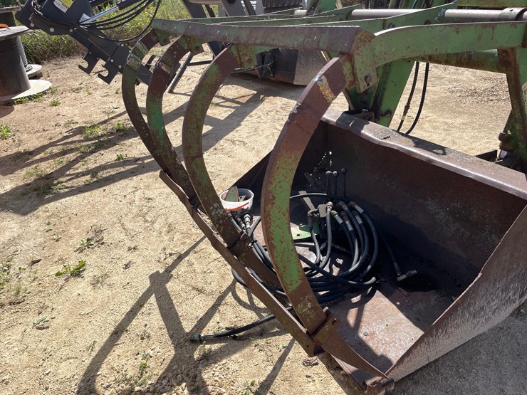 john-deere-148-image-32