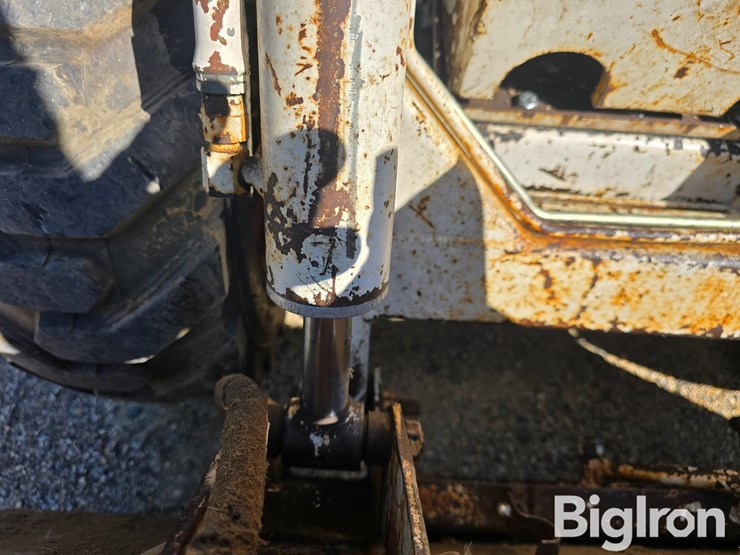 bobcat-310-image-19