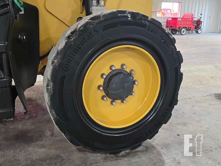 2018-caterpillar-tl642d-image-23