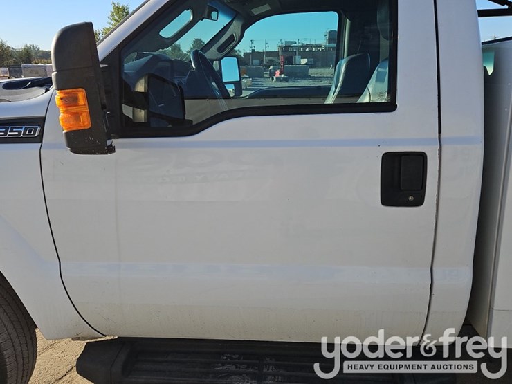 2013-ford-f350-sd-image-17