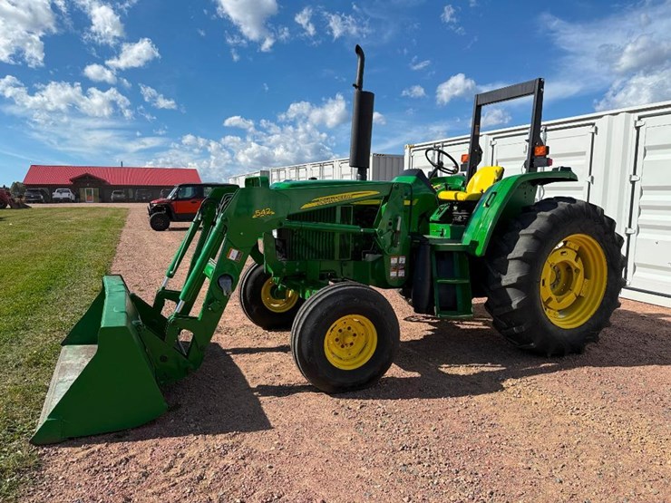john-deere-6403-image-1