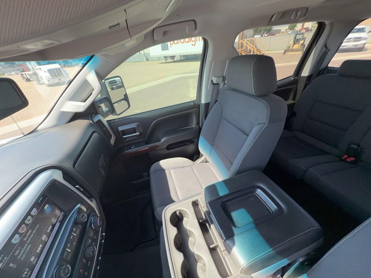 2019-gmc-sierra-2500-image-34