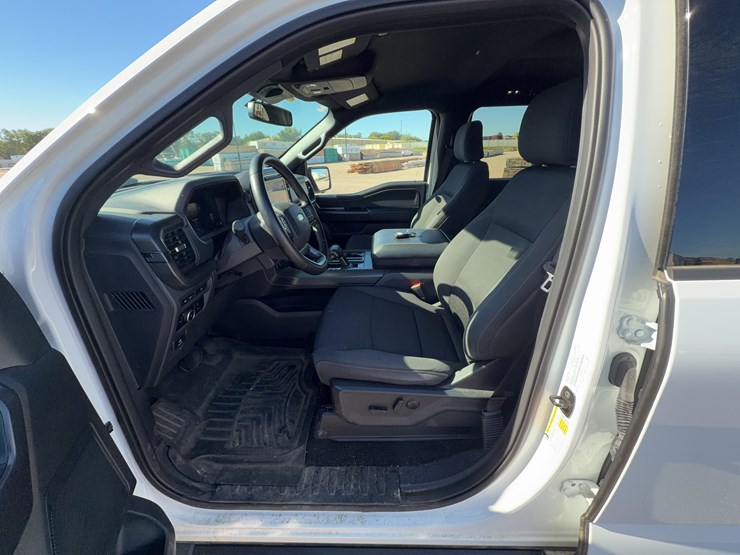 2024-ford-f150-xlt-image-19