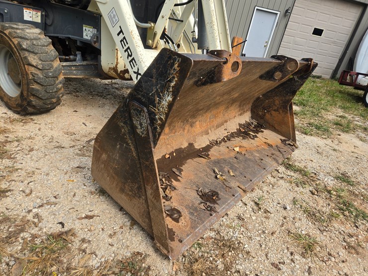 terex-tlb840r-image-83