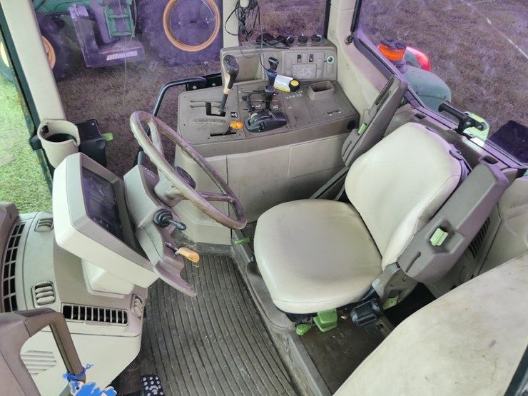 john-deere-7130-image-11