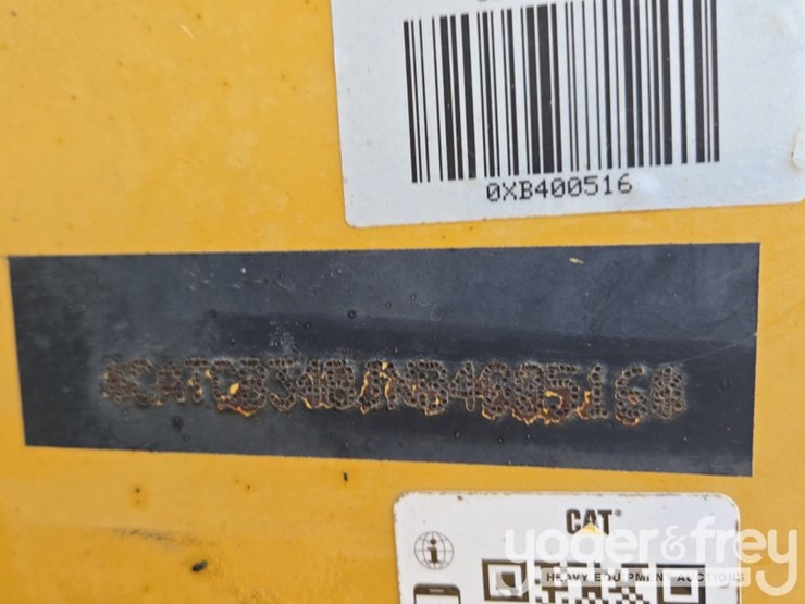 2018-caterpillar-cb34b-image-54