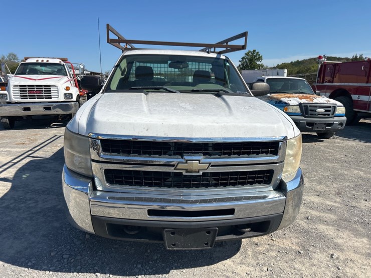 2009-chevrolet-2500-image-6
