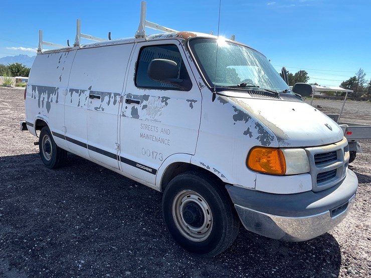 #2753-•-2000-dodge-ram-(title-in-delay)-image-47