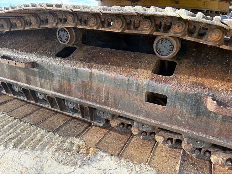 2008-caterpillar-330-image-40