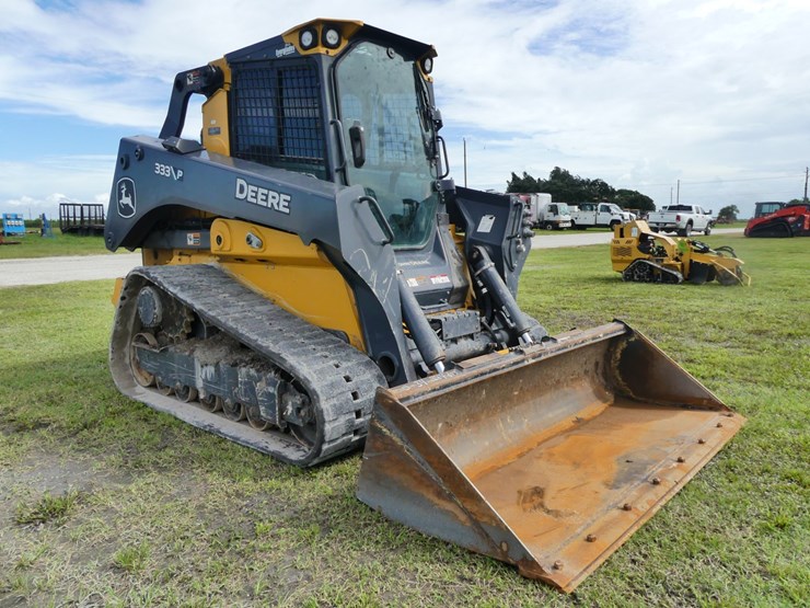 2025-deere-333p-image-2