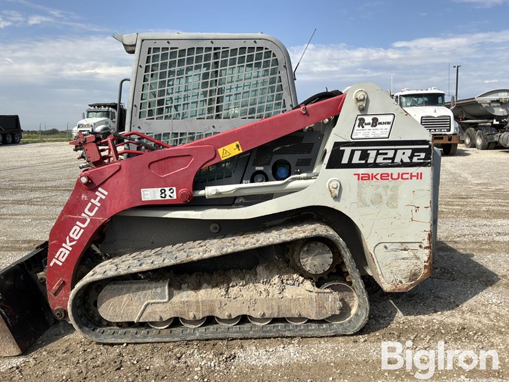 2019-takeuchi-tl12r2-image-9
