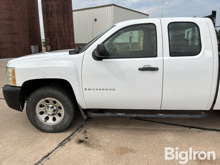 2008-chevrolet-silverado-1500-image-10