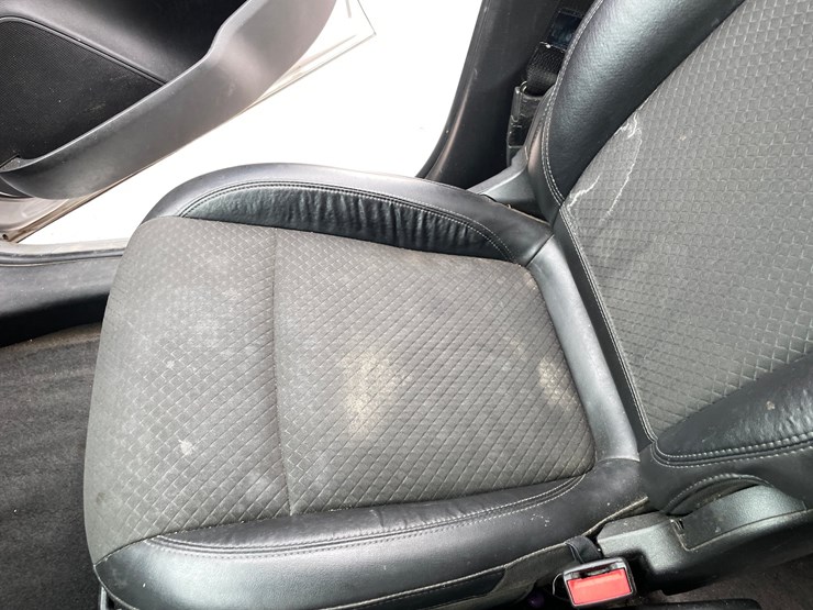 2017-buick-encore-image-39