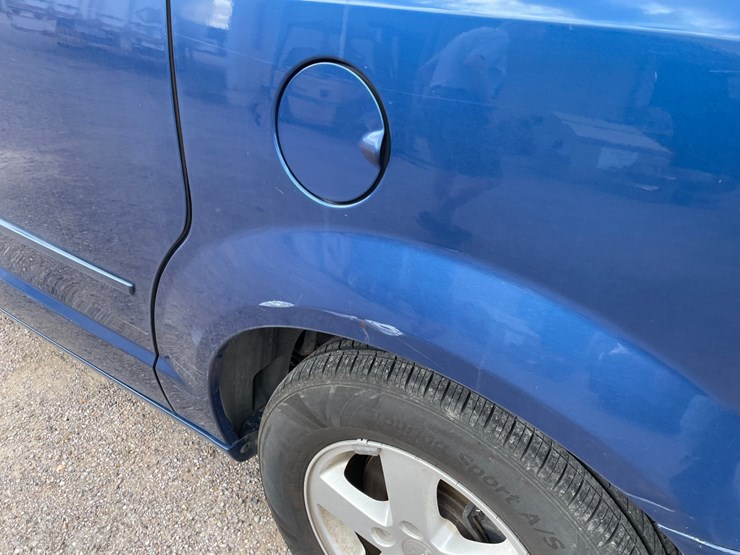 2011-dodge-grand-caravan-image-24