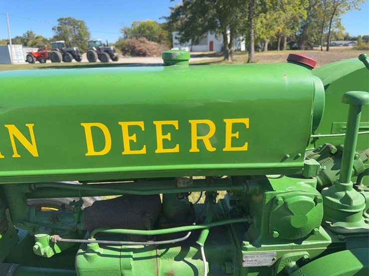john-deere-b-image-38
