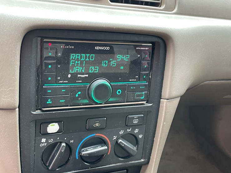 #2768-•-2001-toyota-camry-(title-in-delay)-image-39