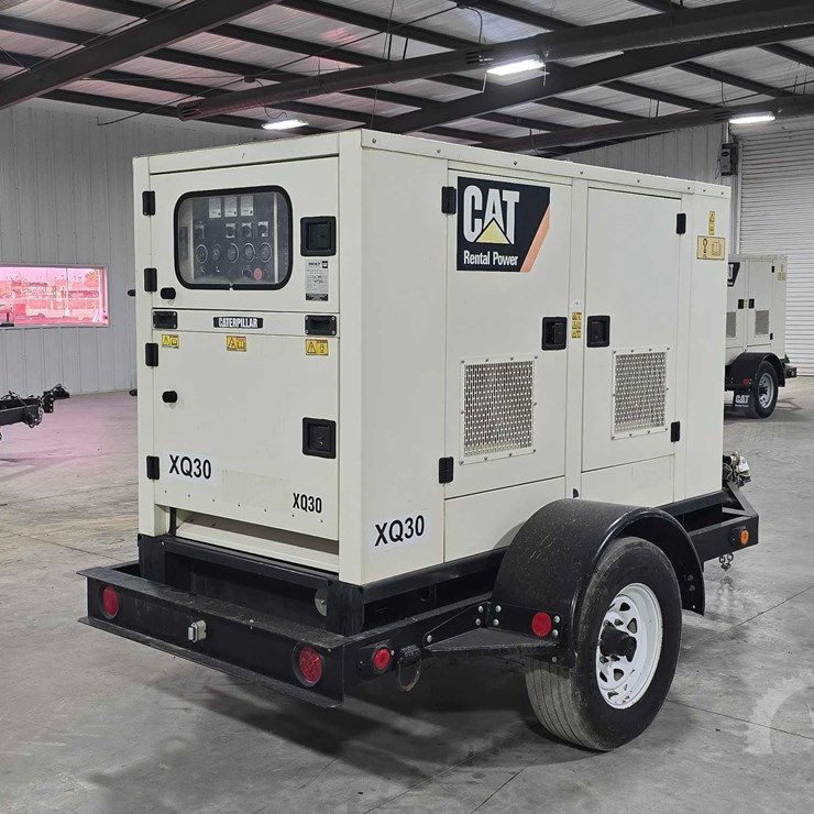 2015 CATERPILLAR XQ30