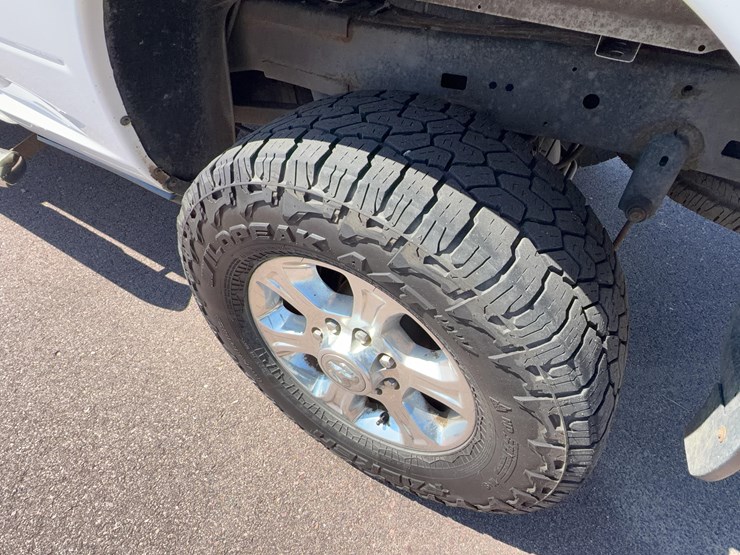 2019-dodge-2500-image-12