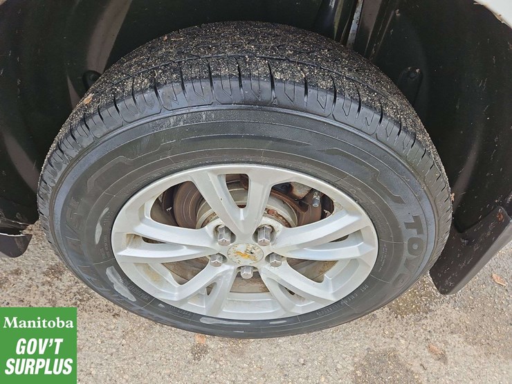 2017-chevrolet-equinox-image-14