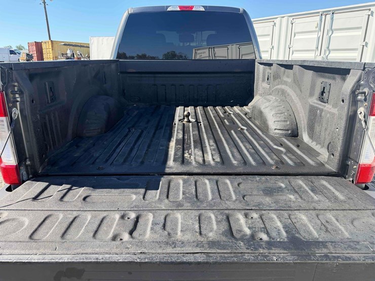 2017-ford-f250-xlt-image-14