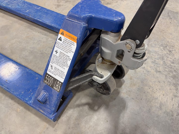 pallet-jack-image-5