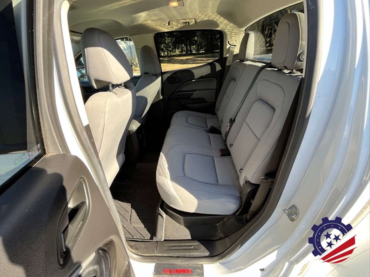 2021-chevrolet-colorado-image-56