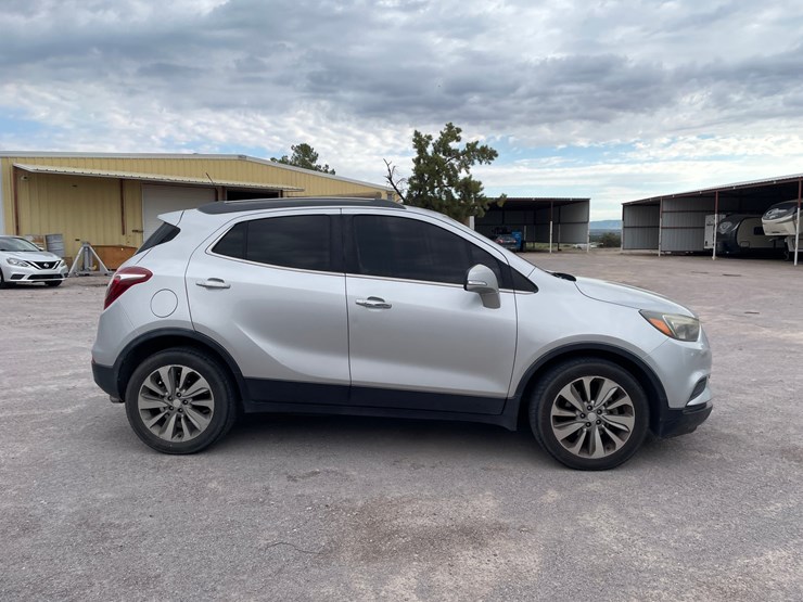 2017-buick-encore-image-4