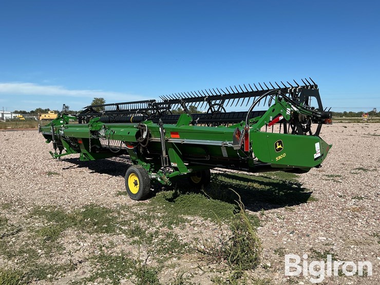 2021-john-deere-530d-image-5