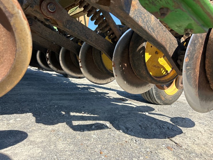 john-deere-750-image-14
