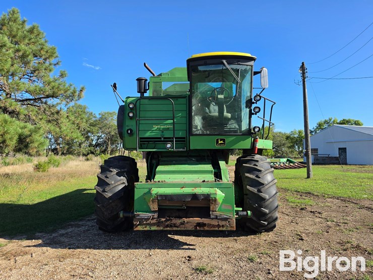 1983-john-deere-6620-image-2