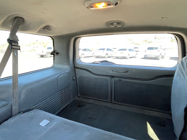 2003-ford-excursion-image-21