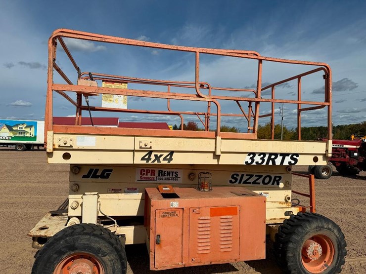 jlg-33rts-image-10