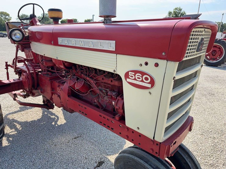 farmall-560-diesel-image-10