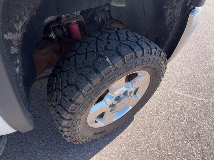 2019-gmc-sierra-2500-image-16
