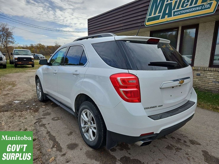 2017-chevrolet-equinox-image-4