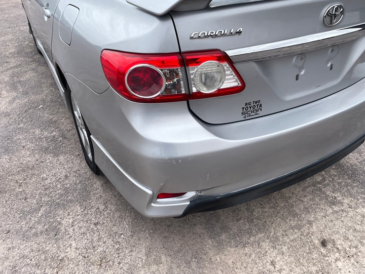 #2765-•-2011-toyota-corolla-(title-in-delay)-image-23