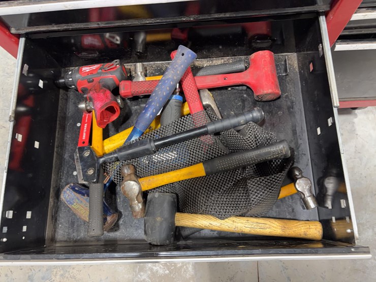 craftsman-tool-box-with-milwaukee-packouts-image-17