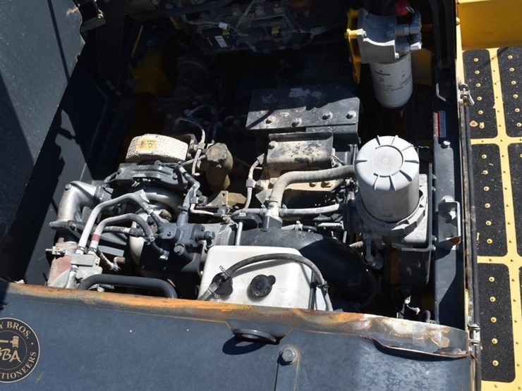 2019-komatsu-pc490-lc-11-image-50