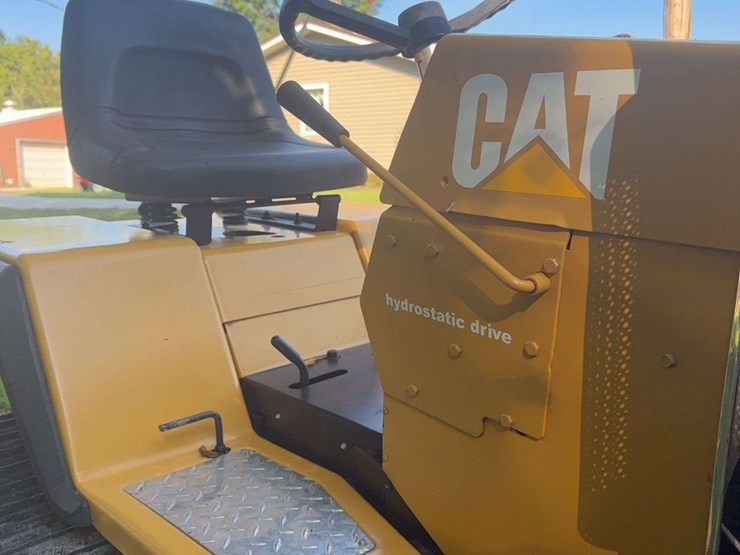 custom-deitz-allis-“cat”-dozer-image-16