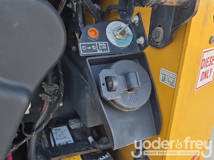 2019-caterpillar-299d2-image-45